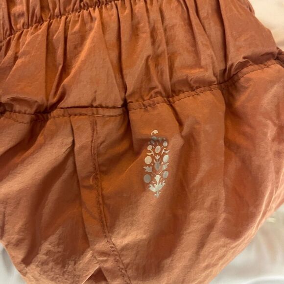 FP Movement Free People Womens Peach The Way Home Athletic Shorts Large Pull On - Picture 6 of 9